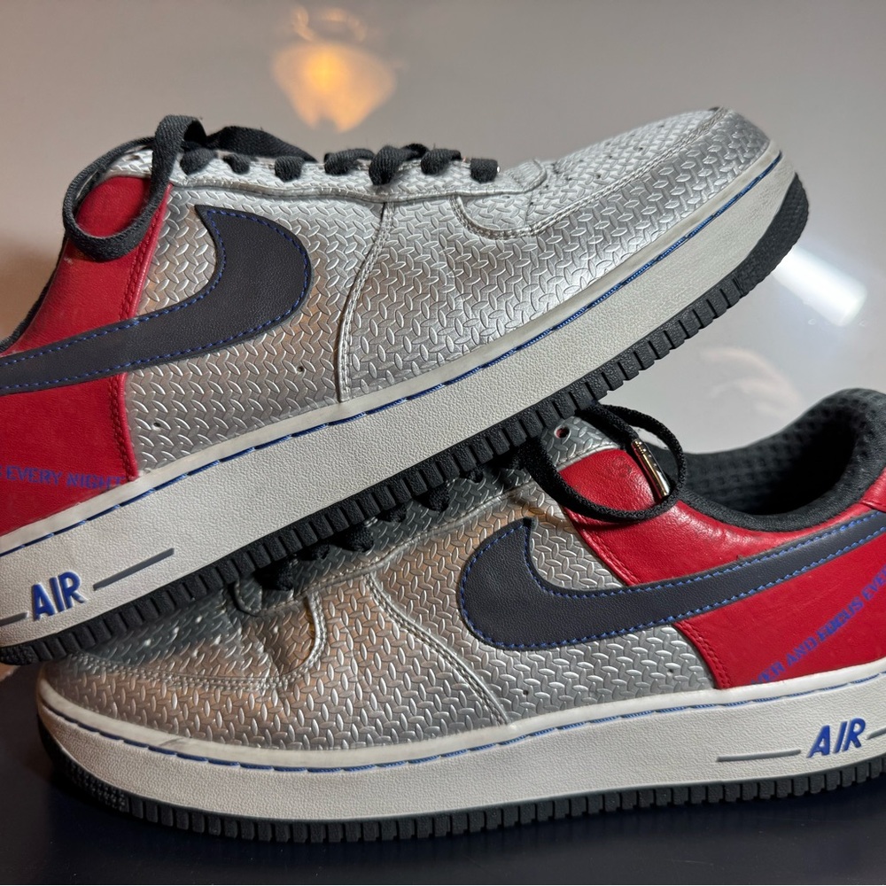 EUC Nike Air Force 1 PRM '07 in Silver and Anthracite SZ 11.5